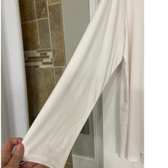 Susan Graver Modern Essentials Liquid Knit Neutral Cream Long sleeve Top 1X - Picture 5 of 8